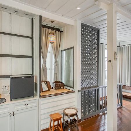 לינה וארוחת בוקר בנגקוק Priya Boutique House מראה חיצוני תמונה