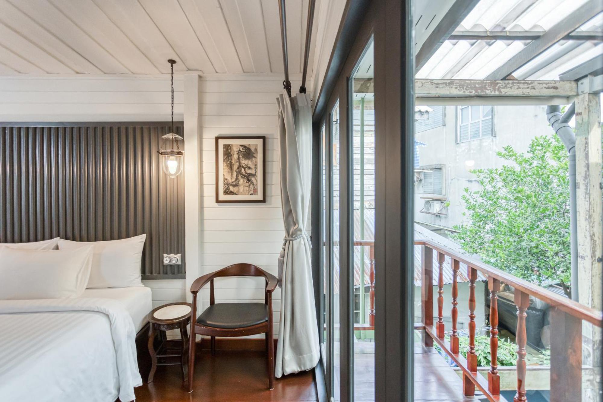 לינה וארוחת בוקר בנגקוק Priya Boutique House מראה חיצוני תמונה