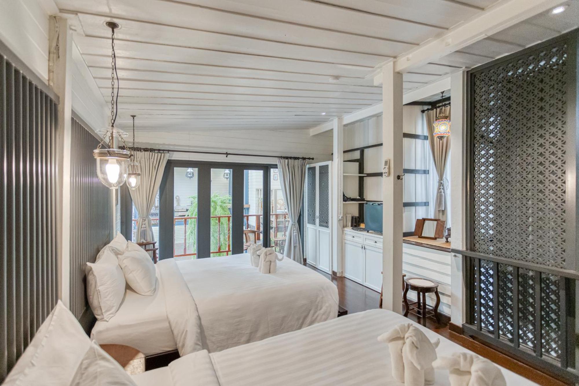 לינה וארוחת בוקר בנגקוק Priya Boutique House מראה חיצוני תמונה